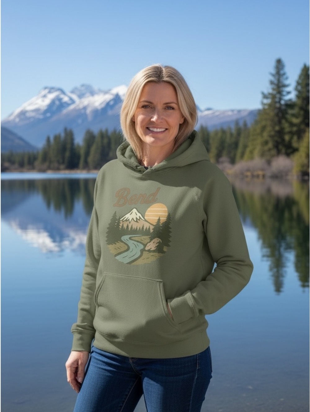 Bend, Oregon PNW Gildan Softstyle Hoodie New size small